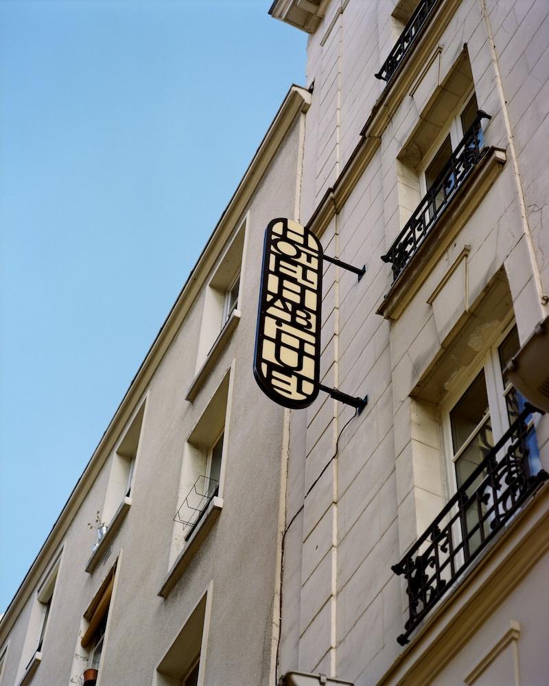 Hotel Habituel Parigi Esterno foto